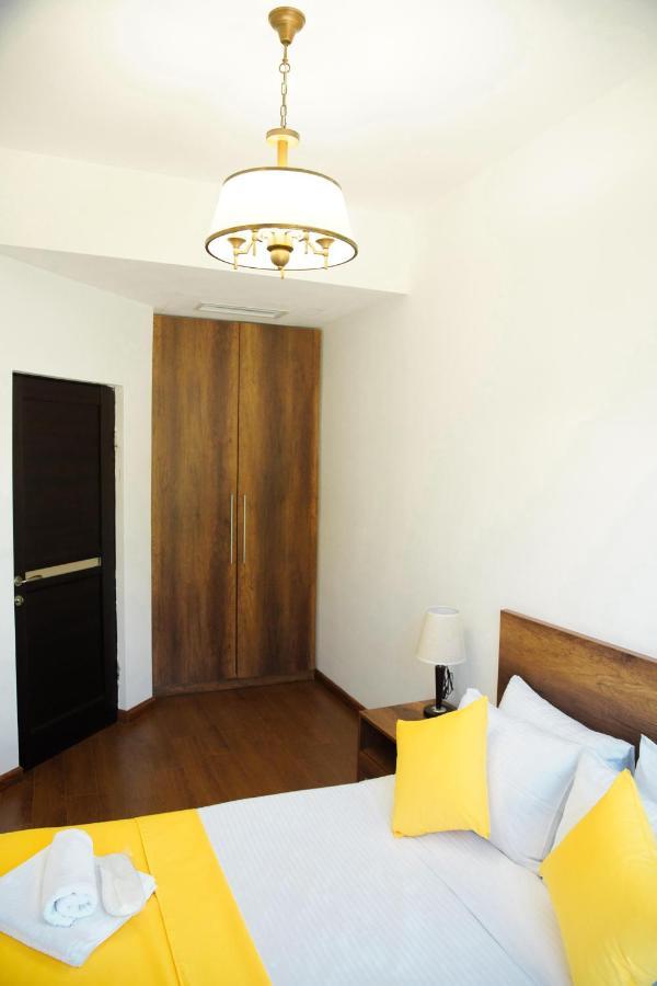 City Center Appartment At Buzand St. Erevan Exterior foto