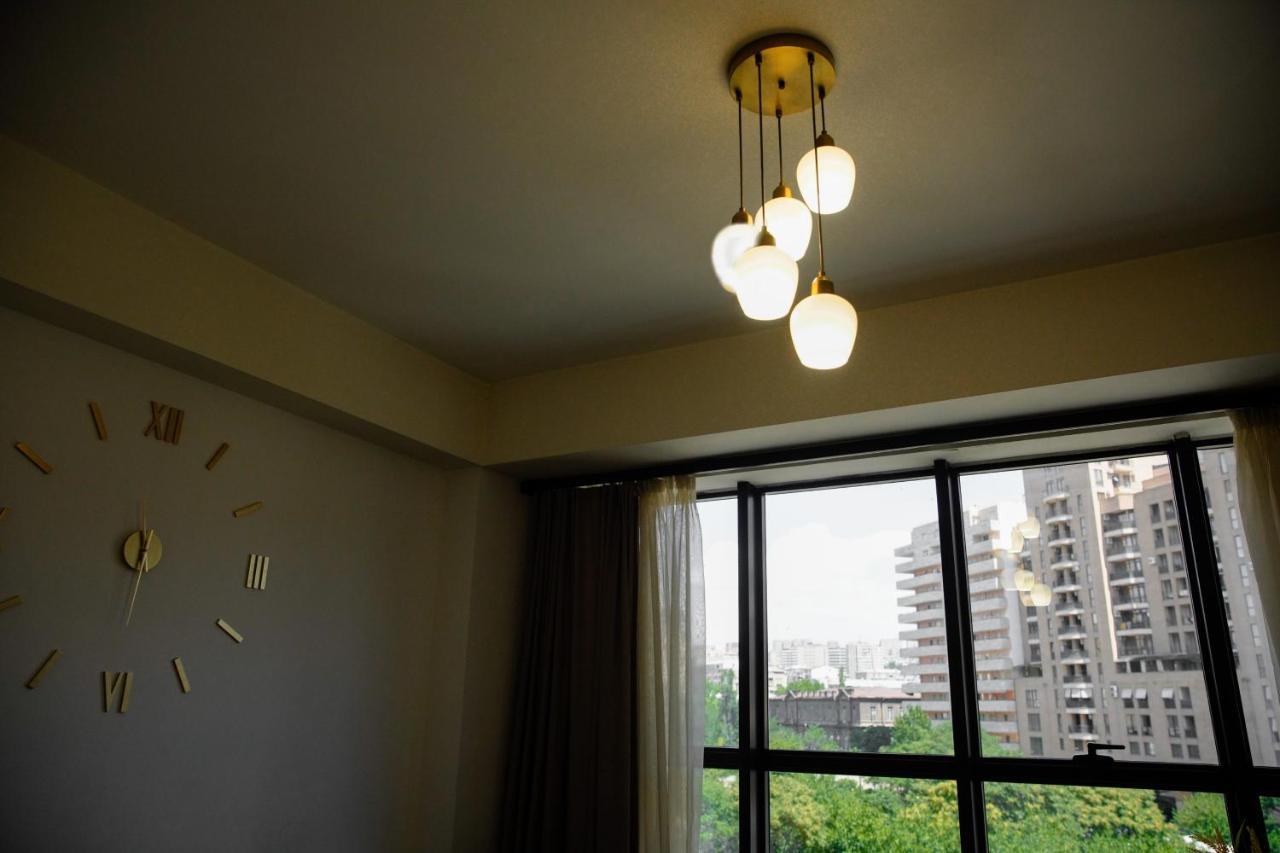 City Center Appartment At Buzand St. Erevan Exterior foto
